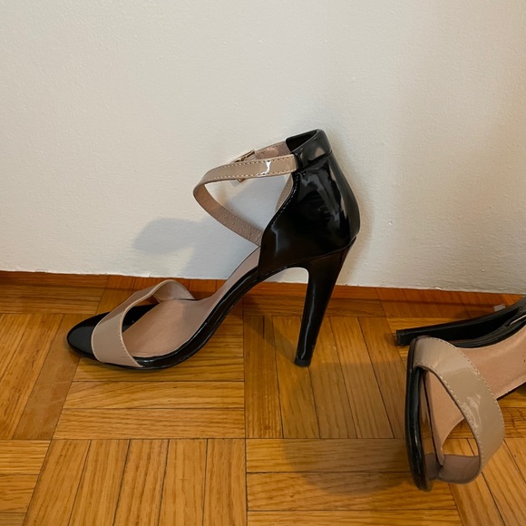Heels/ Sandels - Size 7 - Picture 3 of 3
